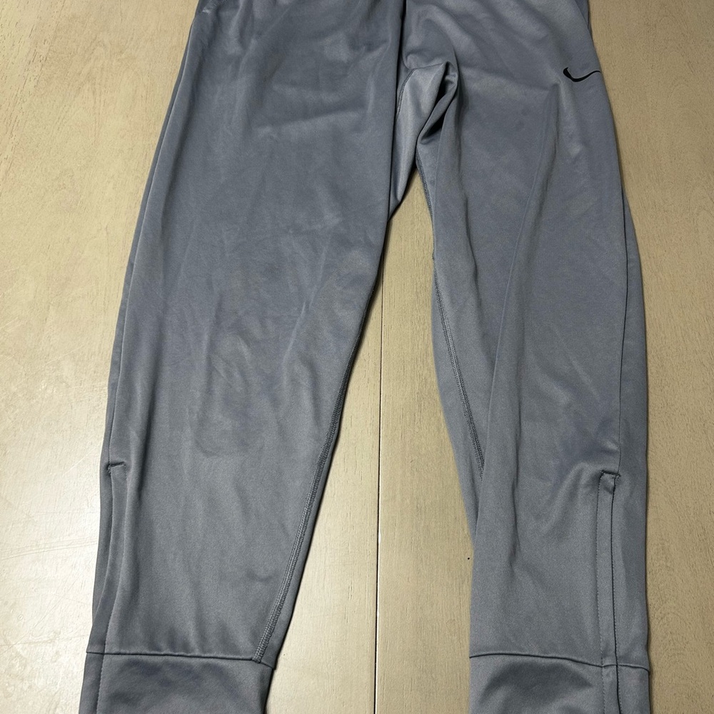 Nike Gray Dri-FIT Joggers size medium